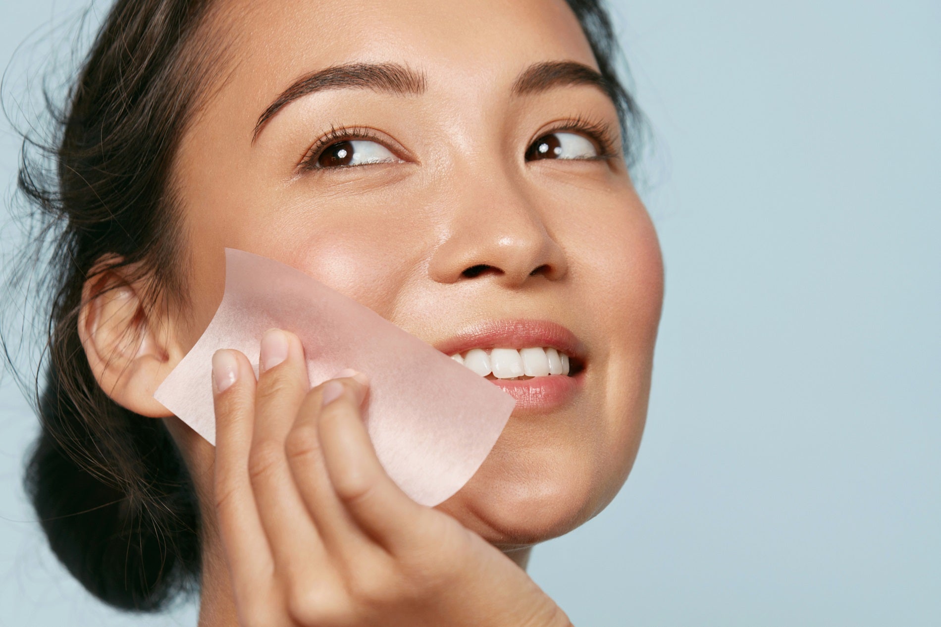 How To Create An Effective Skin Care Routine For Oily Skin Oneskin